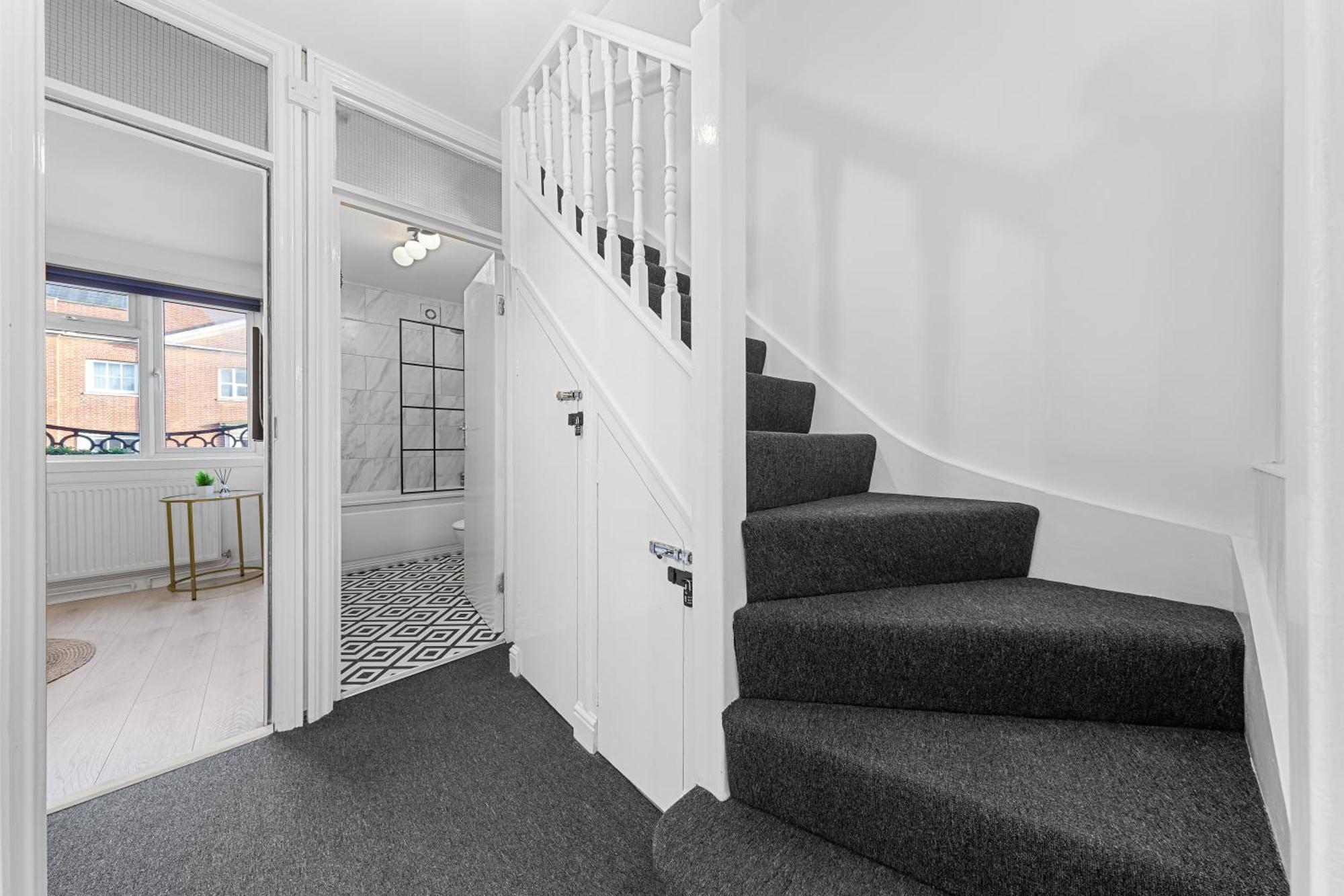 The Holloway Suite - 1Br Modern Apartment ลอนดอน ภายนอก รูปภาพ